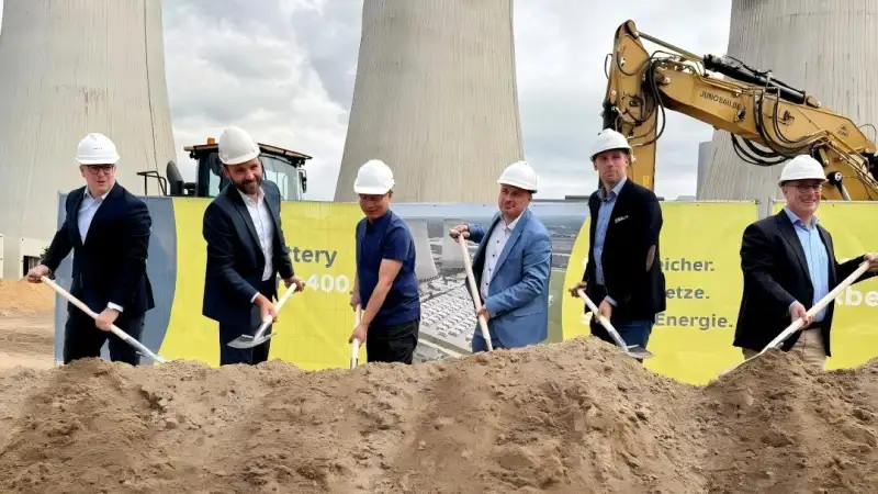 🔋 1.6 GWh! Construction Begins on HyperStrong's GigaBattery Boxberg 400 Project in German